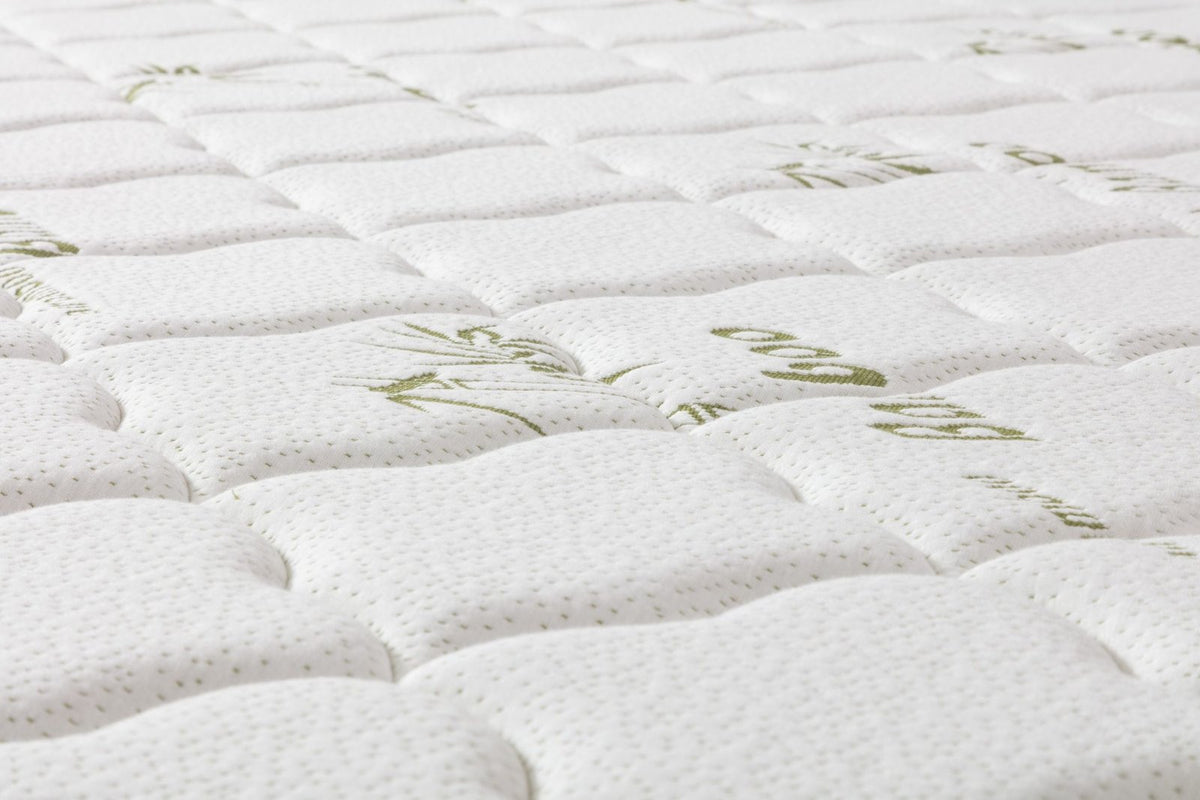 Husky Kingdom bamboo fabric cover close-up