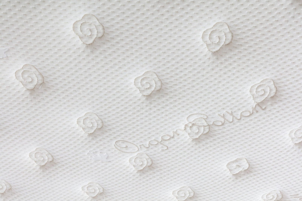 Husky Trinity organic cotton cover close-up
