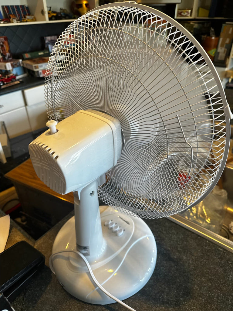 Fans - Large Table Fans