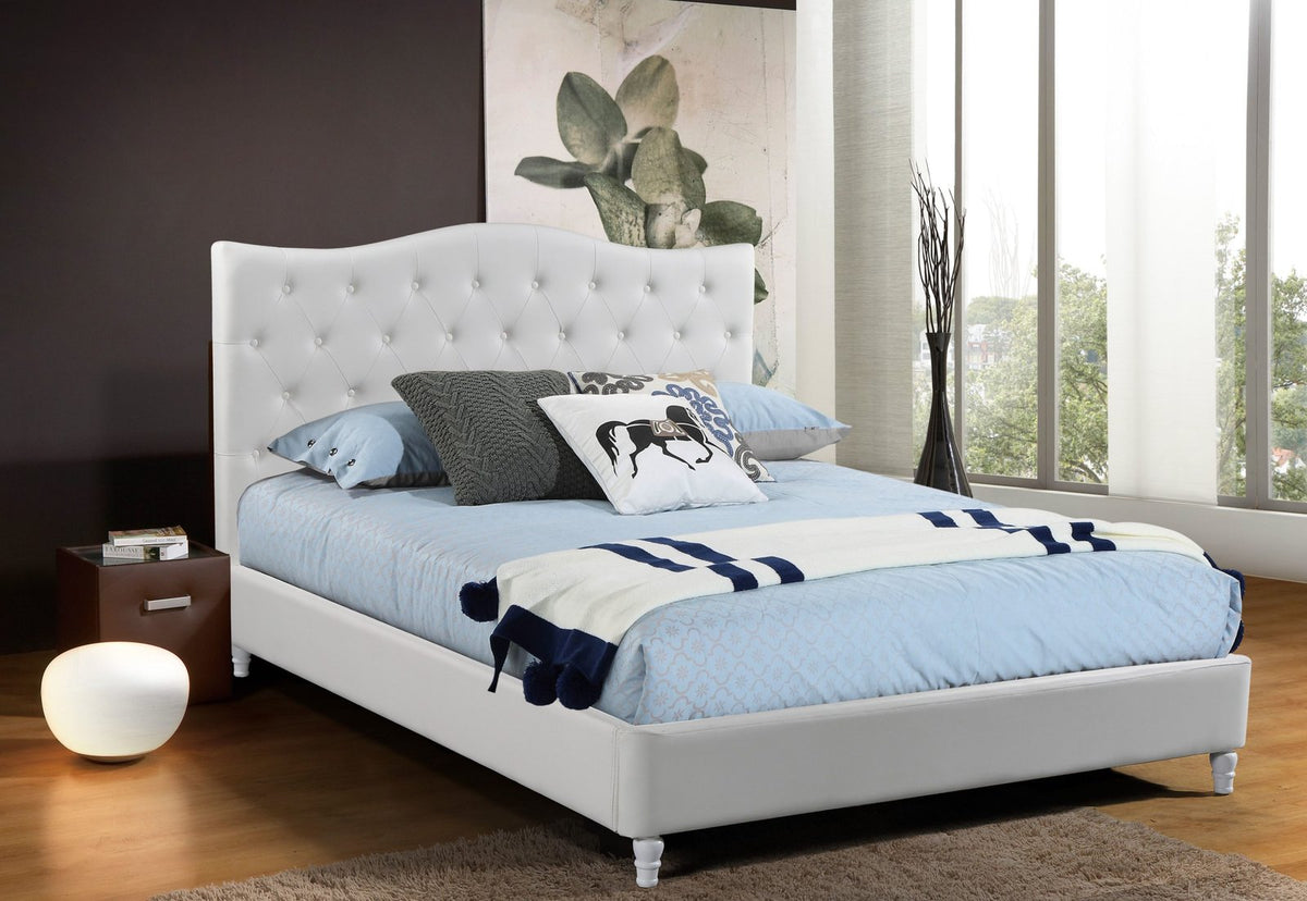 Husky Lily platform bed, white in a bedroom setting